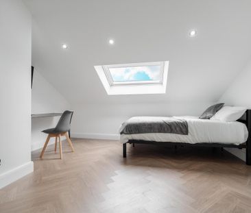 6 bedroom house to rent - Photo 2