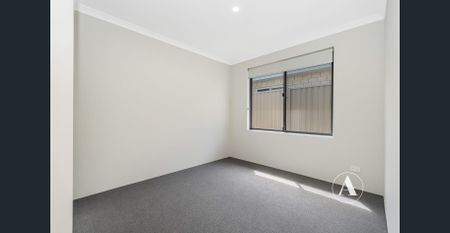MOVE-IN READY PERFECTION: PURE STYLE & SPACE ON VELVET VISTA - Photo 5