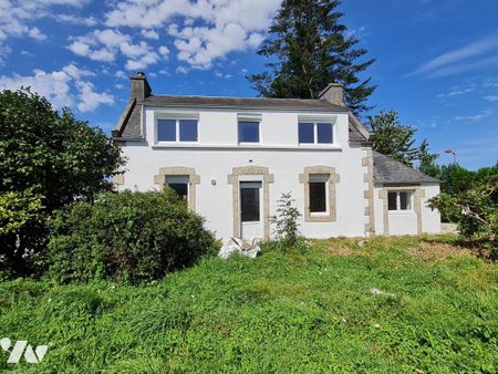 2031 - PLOUNEOUR MENEZ - PROXIMITE IMMEDIATE ECOLES - MAISON 3 CHAMBRES - PARCELLE 799M² - Photo 2