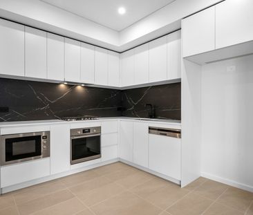 MODERN 1 BED SITUATED IN A DESIGNER COMPLEX WITH TOP FACILITIES - Photo 5