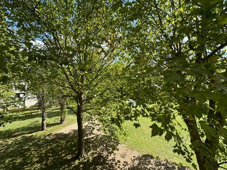 Location Appartement 3 pièces 54m² - Photo 3