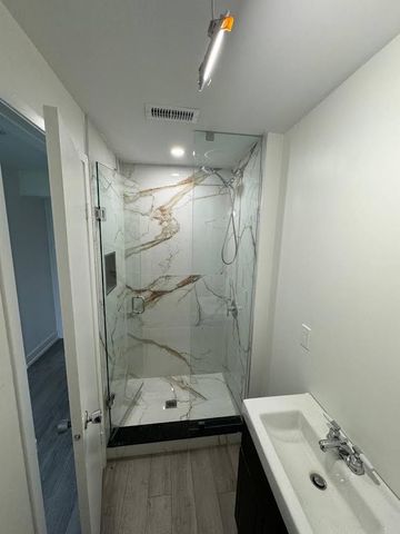 For Lease - 163 Hilltop Drive Unit# Lower, East Gwillimbury, Ontario - Photo 5