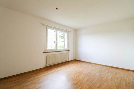 Gemütliche 3 Zimmer-Wohnung in Aarwangen - Photo 2