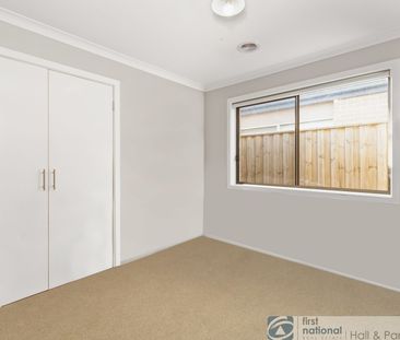 32 Arlington Avenue, Pakenham - Photo 5