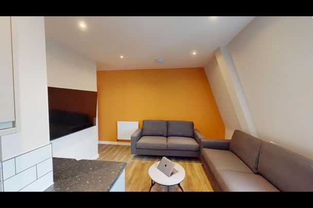 Room in a Shared Flat, Fitzhardinge House, BS1 - Photo 1