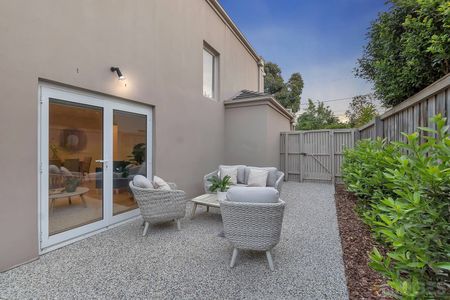 BEACH LIFESTYLE | MODERN HOME | PREMIUM FINISHES - Photo 3