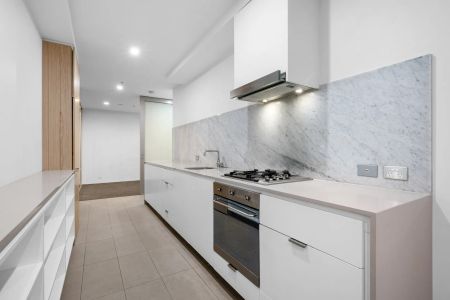 Everything You Need & More! - Photo 5