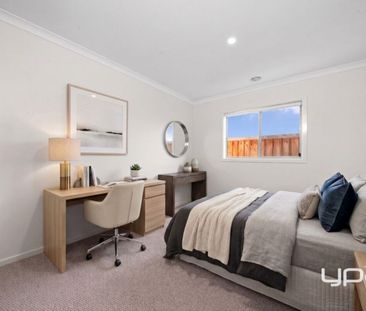 Upgraded & Future Retail Convenience 2 mins Walk and New Melton Hos... - Photo 6