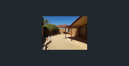 LIGHT AND BRIGHT VILLA IN QUIET COMPLEX OF FOUR! - Photo 4