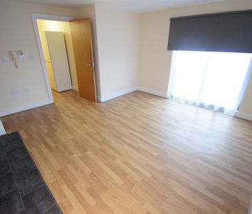 House to rent - Photo 3