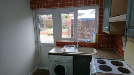 2 bedroom bungalow to rent - Photo 5