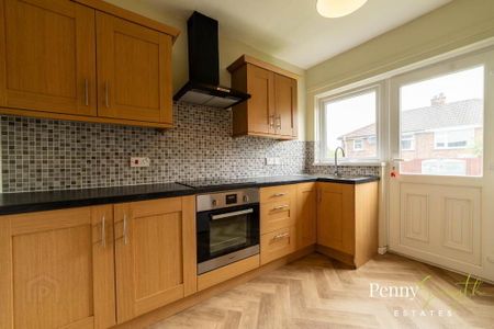 16 Sharman Dale, Bangor, BT19 1XG - Photo 2