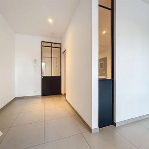 Appartement te huur in Tournai voor € 725 met 1 slaapkamer - Foto 3