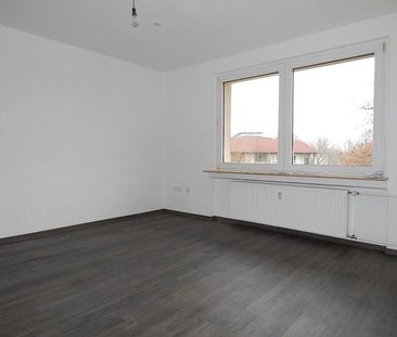 Traumwohnung sucht Mieter! Neurenovierte 3-Zimmer-Wohnung in ruhige... - Foto 1