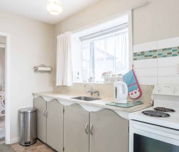 Family Home - Photo 3