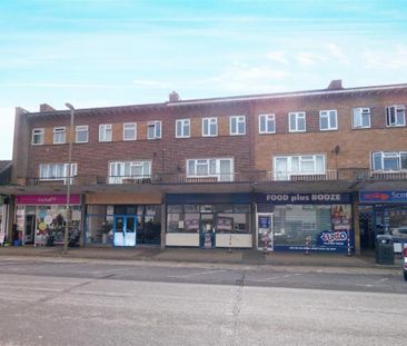 Gregson Avenue Bridgemary Gosport, Hampshire PO13 0UR - Photo 2