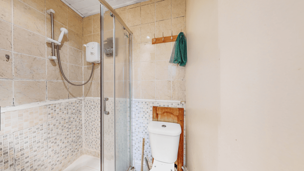 4 bedroom terraced house to rent - Photo 1