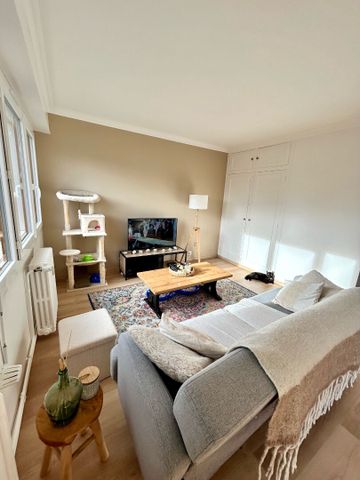 Location Appartement 3 pièces 72m² - Photo 2