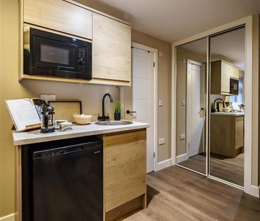 1 bedroom in a house share to rent - Photo 4