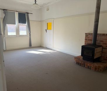 1 Cumberland Street, East Maitland, NSW 2323 - Photo 2