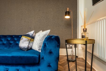 2 Bed Terraced House, Kramer Mews, SW5 - Photo 5