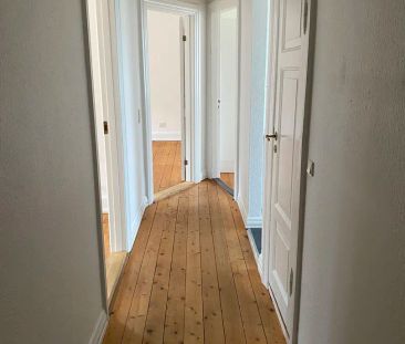 Indbydende lejlighed med klassisk charme i Aalborgs hjerte - Photo 2