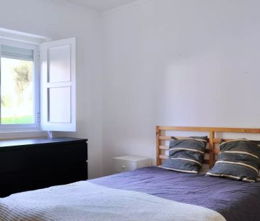 3-bedroom apartment for rent in Lisbon, bills included - Photo 2