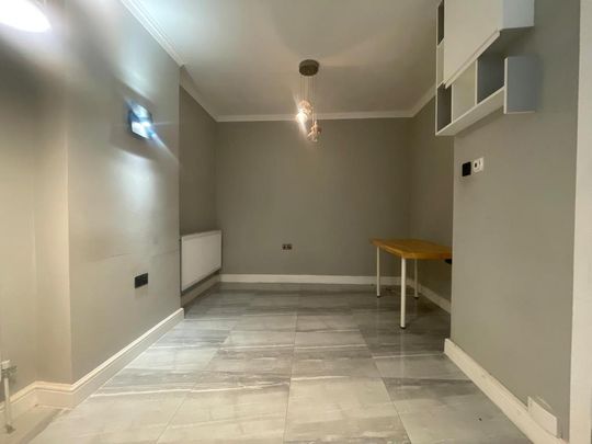 3 bedroom flat to rent - Photo 1