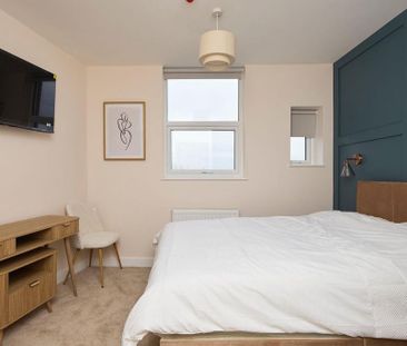 1 bedroom in a house share to rent - Photo 6