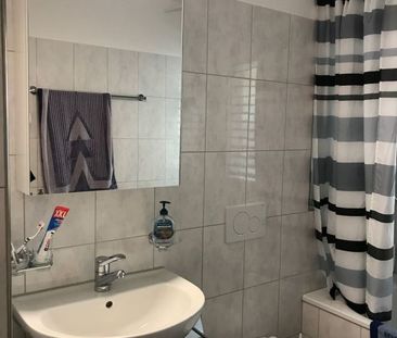 Ruhige 2.5-Zimmer-Parterrewohnung - Nachmieter gesucht - Photo 5