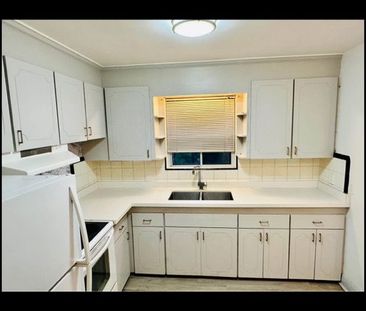 For Lease - 26 Kenton Drive, Toronto, Ontario - Photo 1