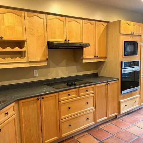 For Lease - 32 Irwin Avenue, Toronto, Ontario - Photo 1