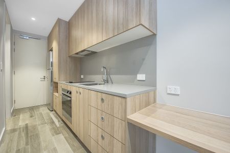 Three months lease available - Photo 3