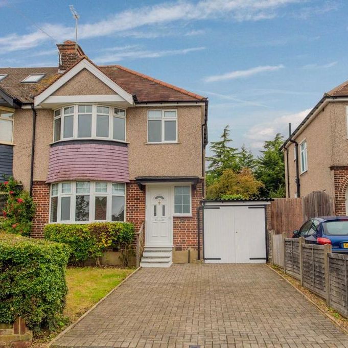 3 bedroom semi-detached house to rent - Photo 1
