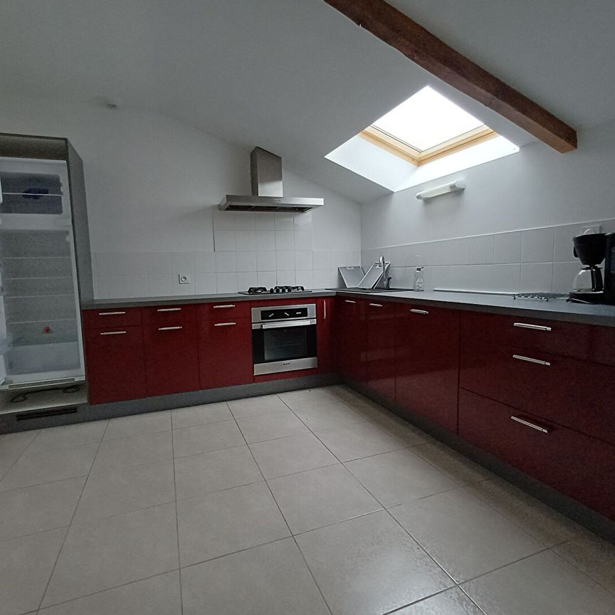 Location Maison 5 pièces 108m² - Photo 1