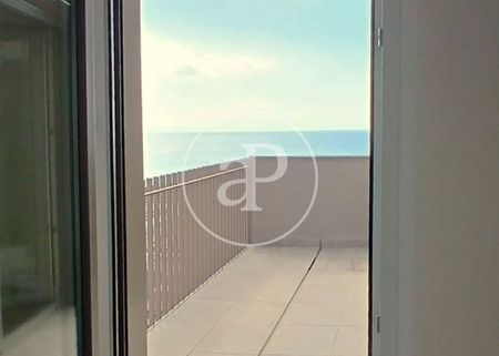 3 bedroom luxury Apartment for rent in Mataró, Spain - Photo 3