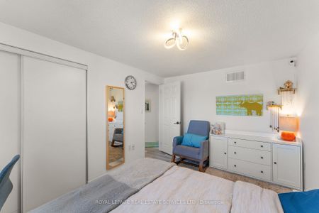 For Lease - 4 Weymouth Road, Barrie, Ontario - Photo 5