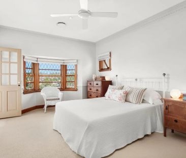 Rare peninsula opportunity on a 809sqm block with 20m frontage - Photo 2