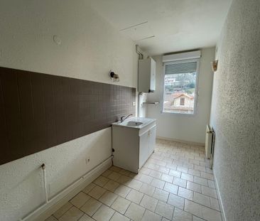 Location Appartement 3 pièces 58m² VALS LES BAINS 07600 - Photo 4