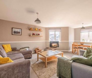 Amberley Place, Windsor, SL4 - Photo 3