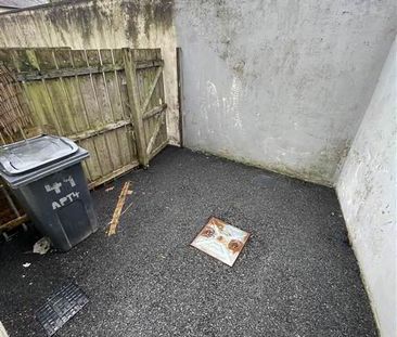 Flat 2, 49 Ballygomartin Road, Belfast, BT13 3LA - Photo 6