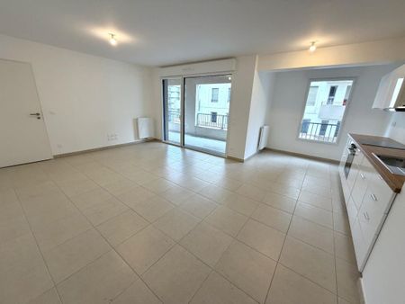 Location Appartement 3 pièces 70m² BORDEAUX 33800 - Photo 5