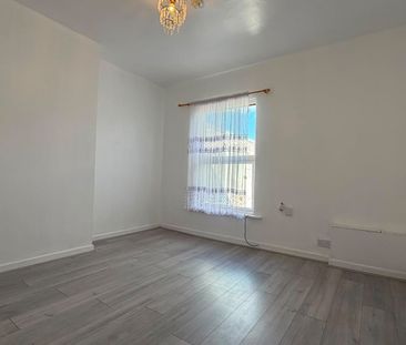 2 Bed Flat, Princess St, LU1 - Photo 1