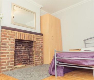 5 bedroom semi-detached house to rent - Photo 1