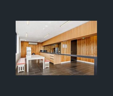 Stylish One-Bedroom Apartment with Resort-Style Facilities in Prime Hawthorn Location - For Lease! - Photo 5