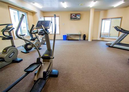 The Cypress at the Royal Gardens - Photo 3