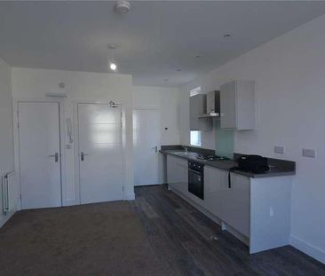 South Parade, Whitley Bay, NE26 - Photo 3
