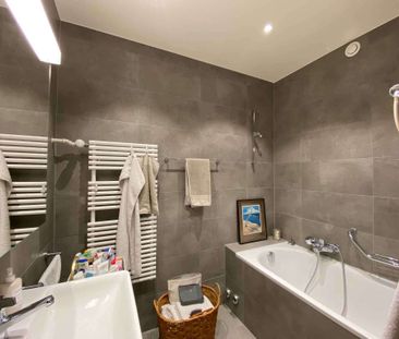 Appartement de 3 pièces à la Vieille-Ville - Photo 5