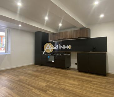 Au coeur du village de la Crau, charmante maison de village - Photo 4