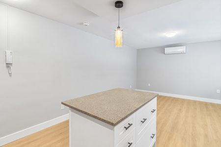 106 - 350 Clemow Avenue - Photo 2